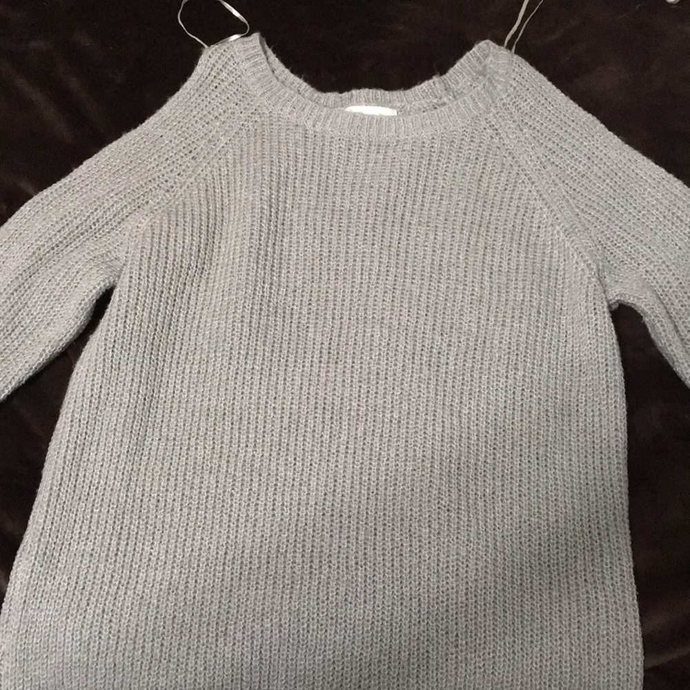Grey long sleeve sweater